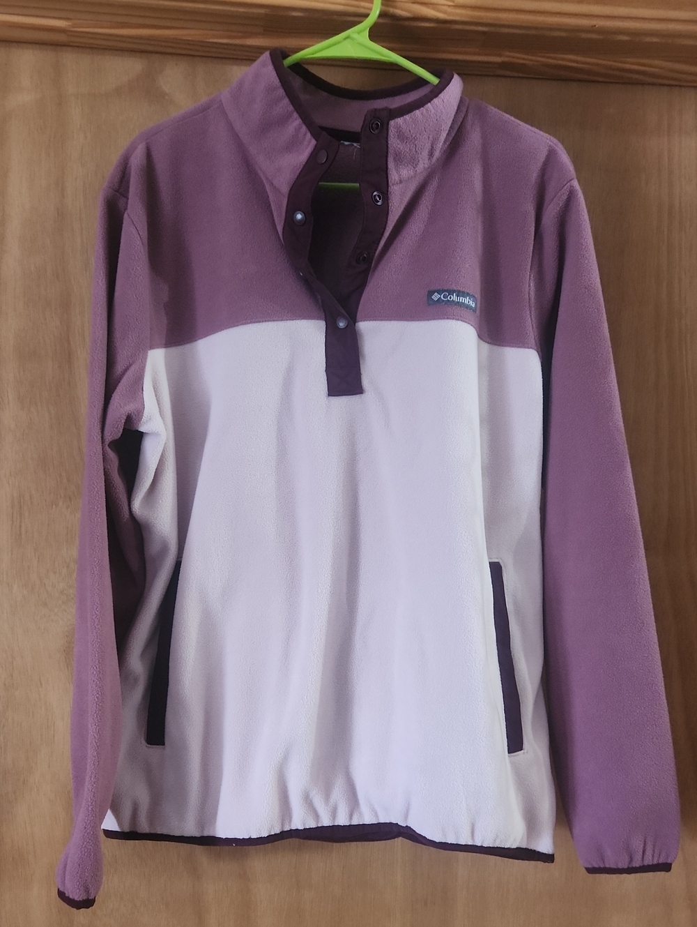 Columbia Women's Lavender and Cream Fleece Snap Pullover